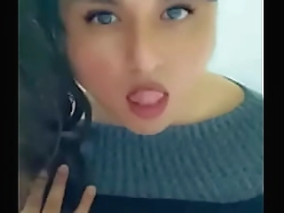 myself tscuteveronica, shaking my ass first time on xvideos