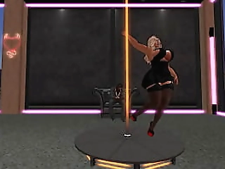 marjorie masturbates in the garden