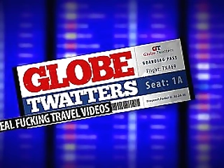 helloladyboy busty asian ladyboy gives up her loose caboose