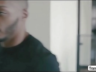 ts aubrey fucks black neighbors bigcock