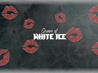 let me show off my ass for you (ice queen'_s old days yet again)