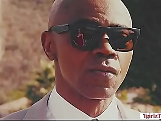 ts janelle tries riding dudes black cock