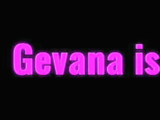 gorgeous ladyboy oom shows us her skills