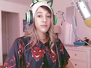 lorena gatelly fucks her lover in the garden