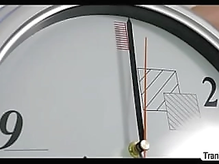 ts jessica enjoys sucking some bigdick