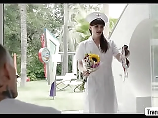 ts natalie visits boyfriend to fucks