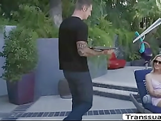 ts kayleigh enjoys sucking her bfs dick